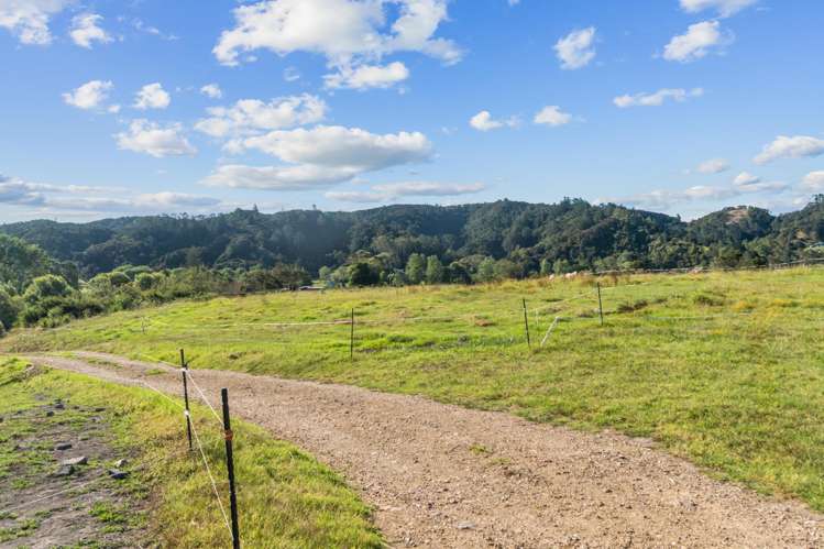 19 Doel Road Kawakawa_13