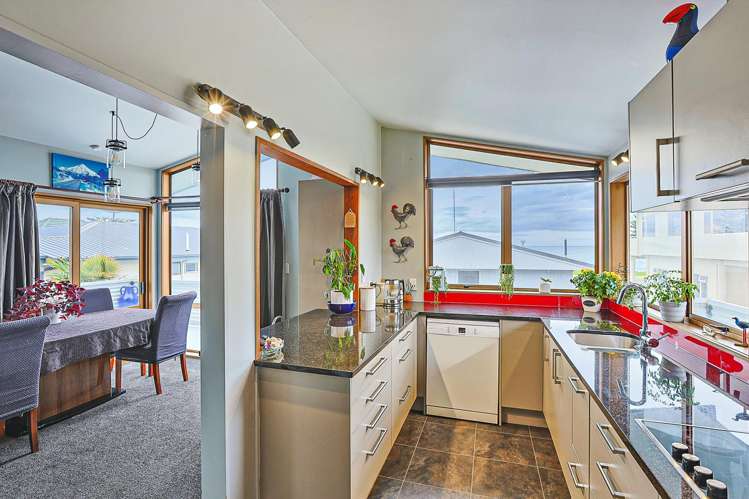 2/80 The Esplanade Westshore_3