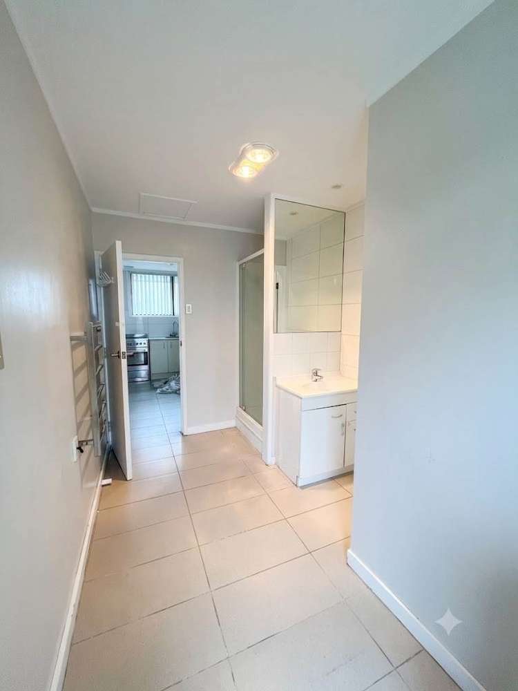 2/206 Church Street Onehunga_3