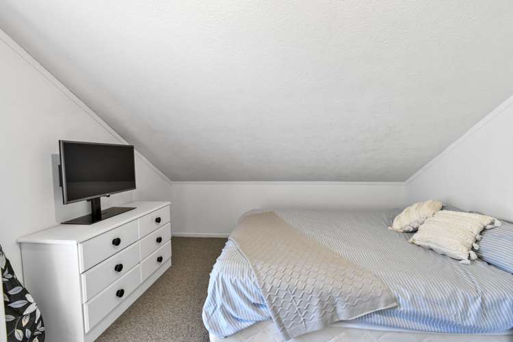 38 Eugenia Rise Totara Heights_7