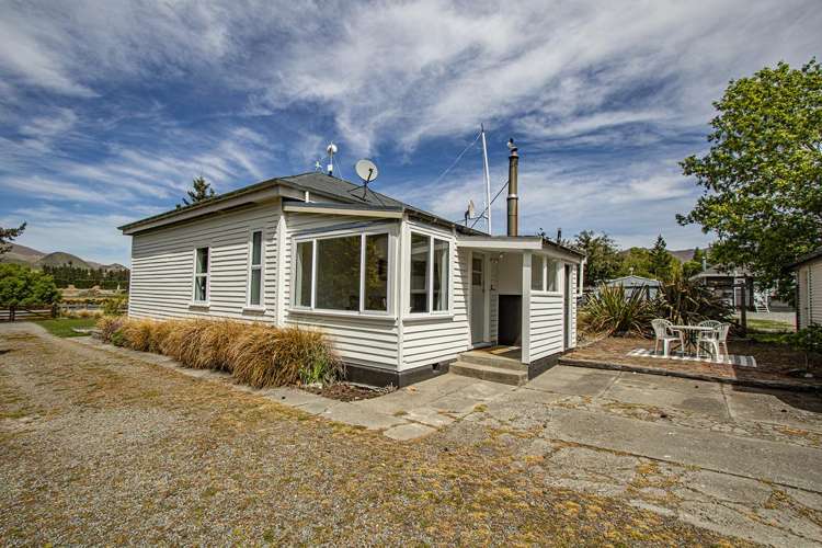 2074 Fairlie Tekapo Road Burkes Pass_23