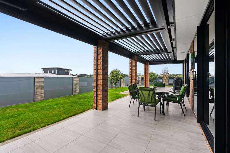 18 Manurau Crescent Merrilands_11