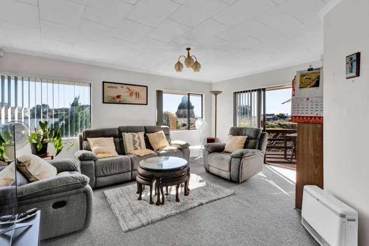 15b Jade Place Bell Block_2