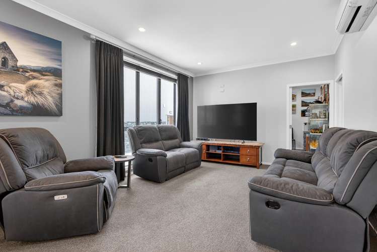 38 Montgomery Crescent Clouston Park_27