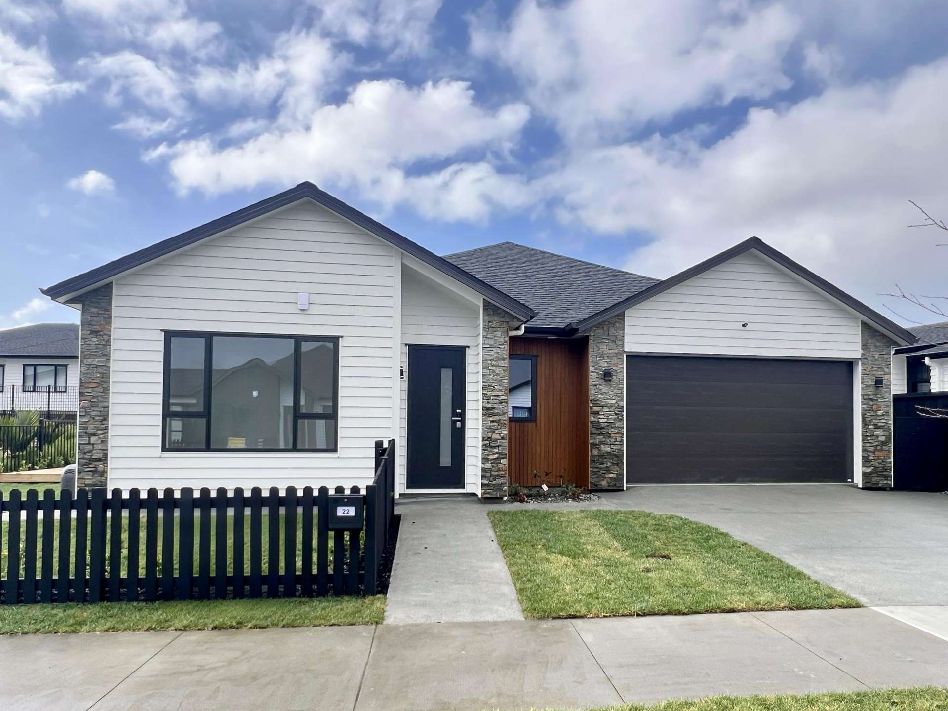 22 Tipu Crescent Milldale_0