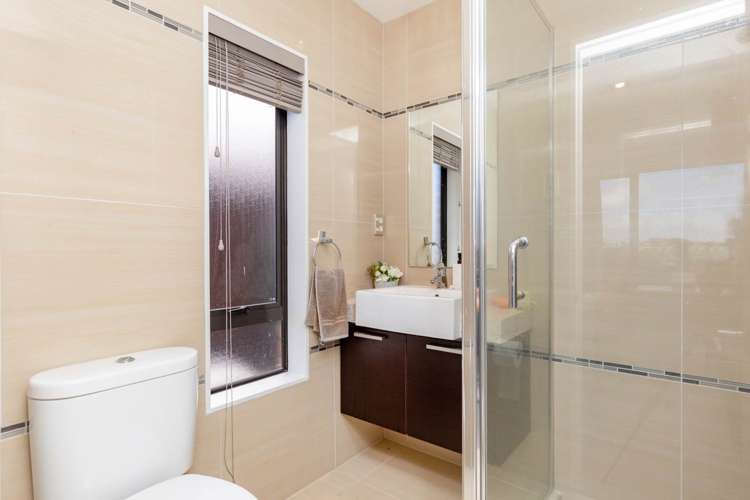 8 Elie Place Wattle Downs_30