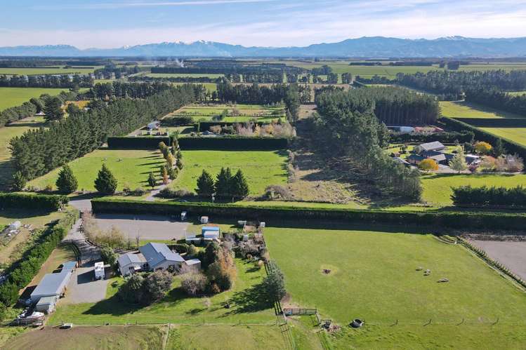 1122 Poyntzs Road West Eyreton_41