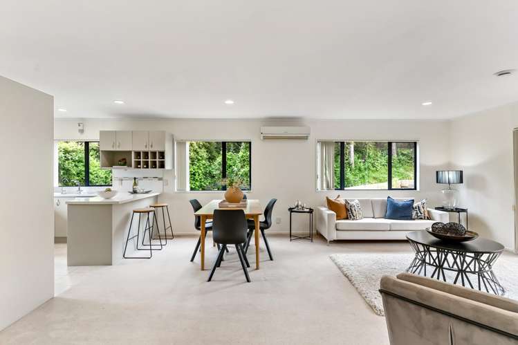 2/894 East Coast Road Northcross_5