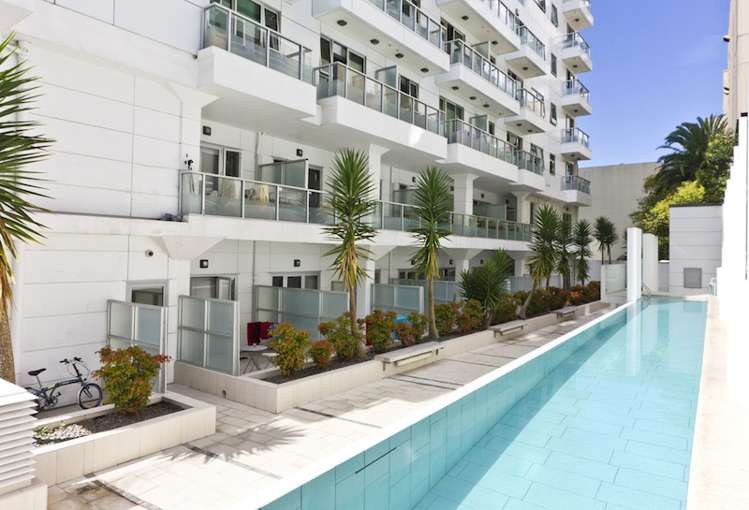 702/85 Beach Road Auckland Central_1