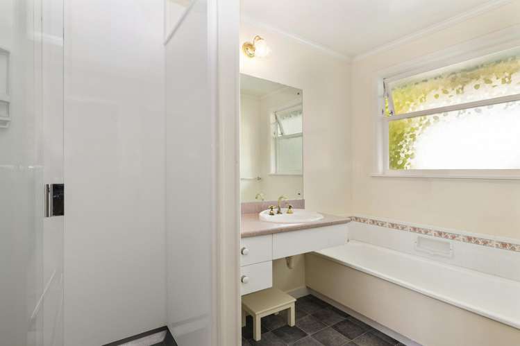 134 Hine Road Wainuiomata_11