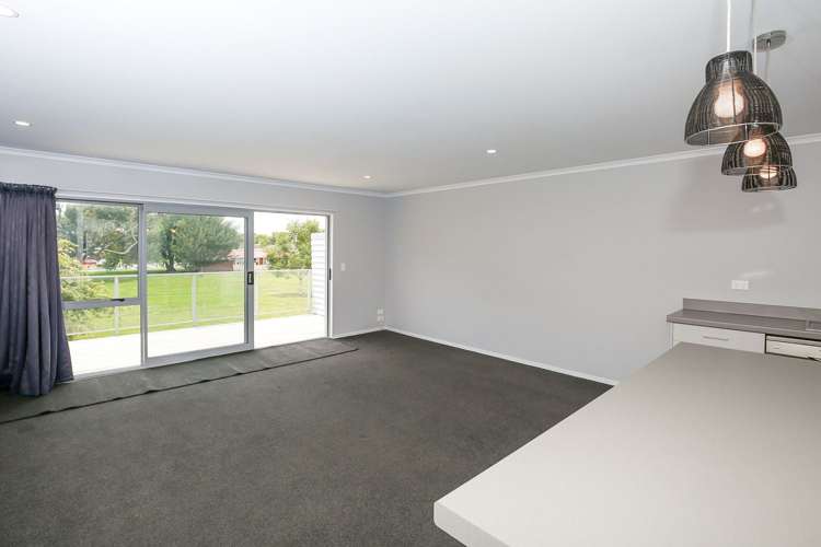 12B Greensboro Street Hamilton East_7