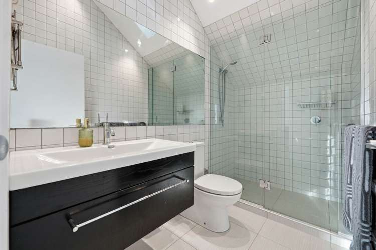 77 The Terrace Herald Island_12