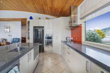 16 Endeavour Place_4