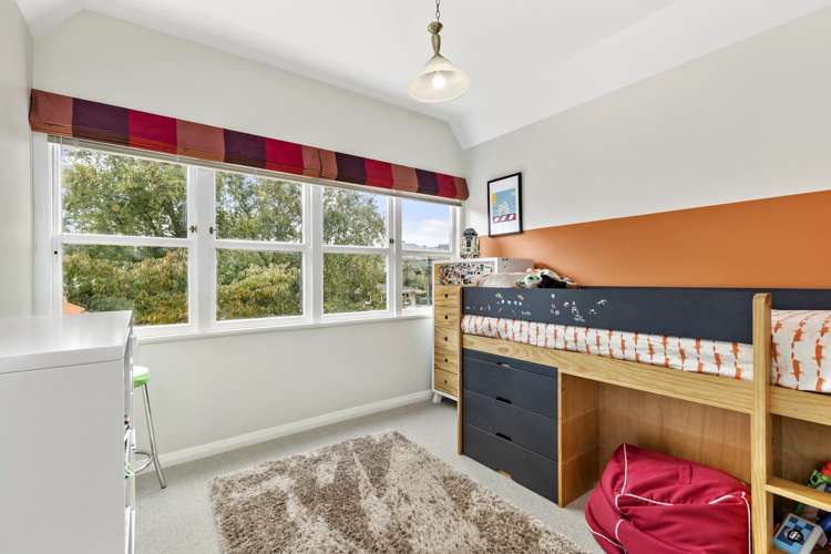 34 Penrose Street Woburn_12