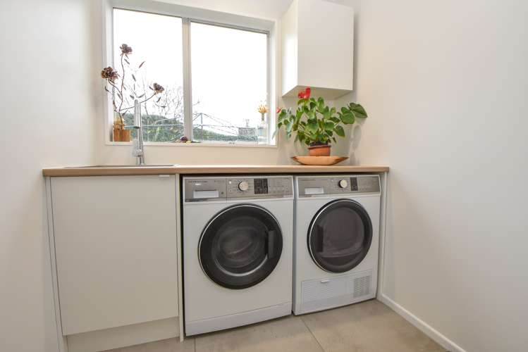 2 Fairbrother Street Carterton_18