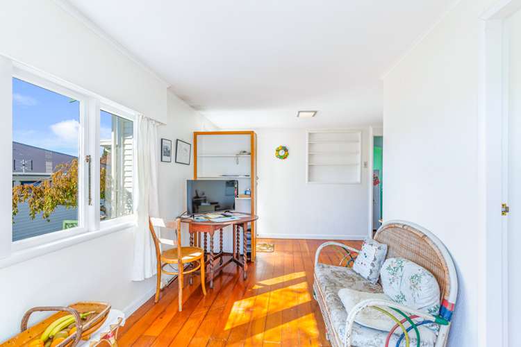 8 Nikau Street New Lynn_16