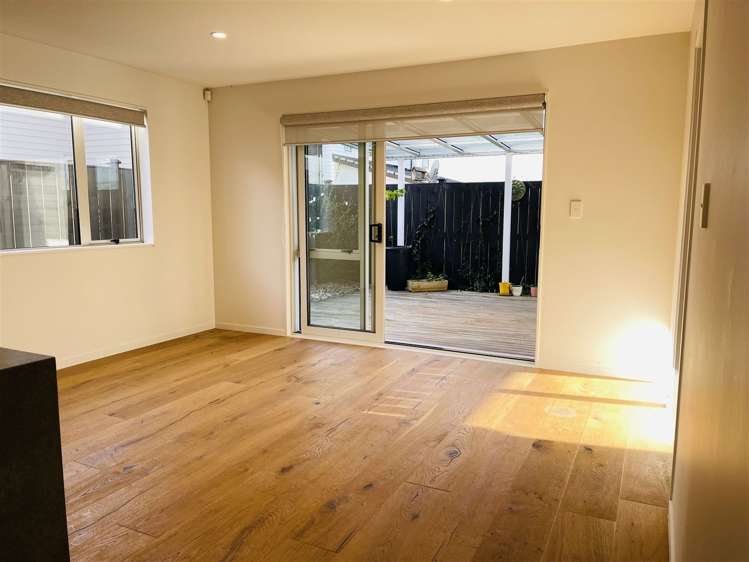 12 Woven Place Karaka_20