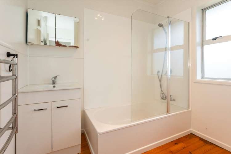 2/5 Powell Street Avondale_12