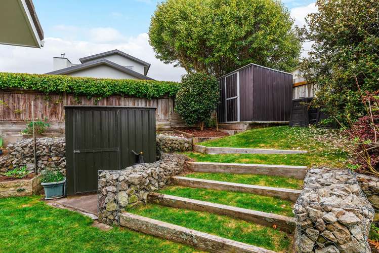 12 Coprosma Crescent Waipahihi_25