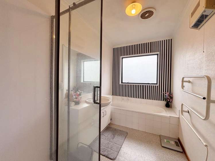 1 Claverley Gdns Avonhead_15