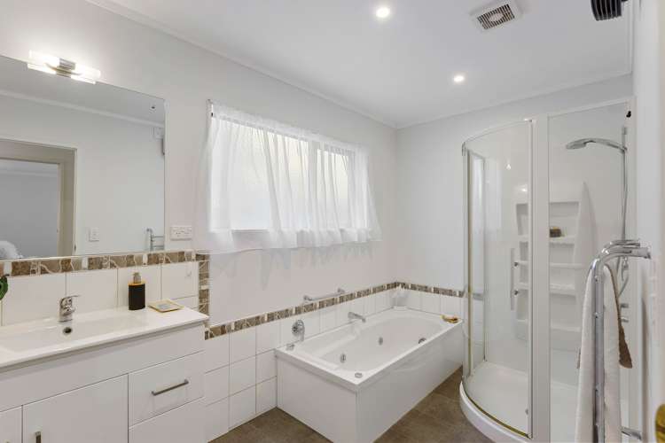 1/37 Rosebank Grove Waikanae_15