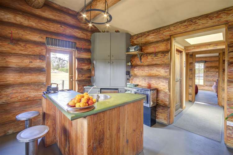 570 Foothills Road Okuku_16