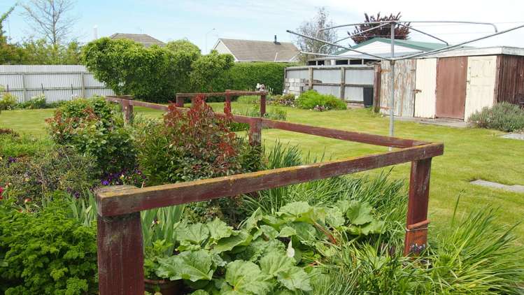 73 Davis Crescent Netherby_16