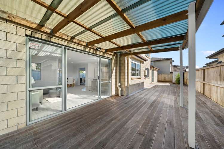 1 Pertosa Drive Flat Bush_25