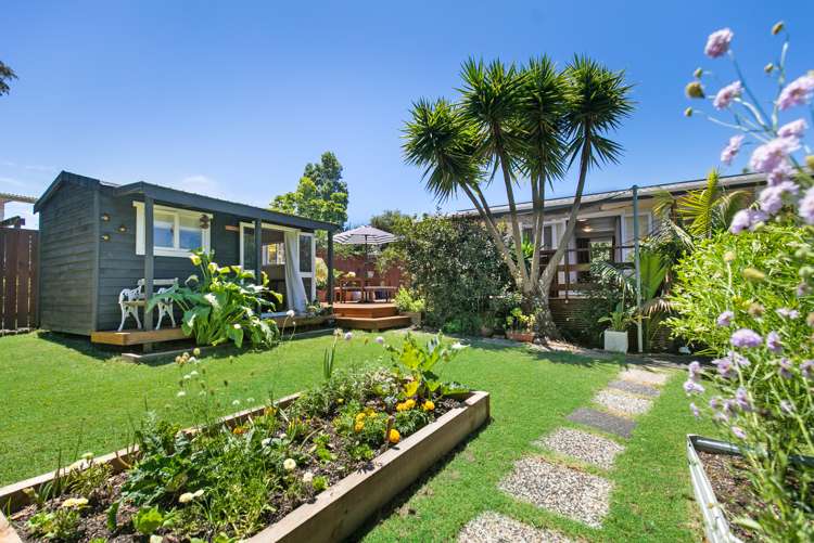 2/7 Flaxdale Street Birkdale_10