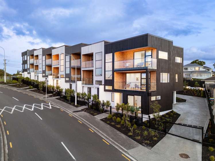 8/2 Valonia Street New Windsor_22