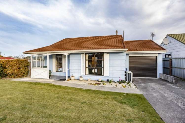 4 Amberley Beach Road_0