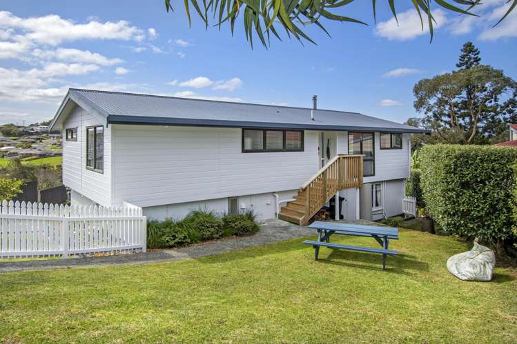 81 Fisher Terrace Te Kamo_23