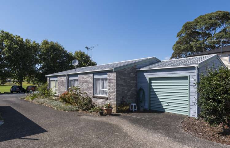 2/81 Wellington Street Howick_3