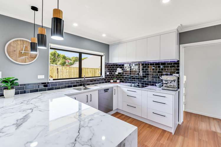 3 Parkview Avenue Western Heights_13