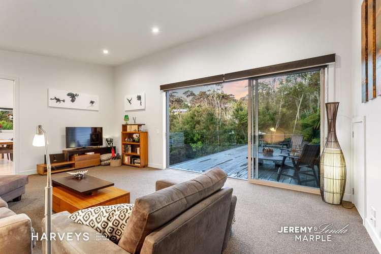 31C Woodfern Crescent Titirangi_4