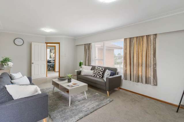 44 White Swan Road Mount Roskill_4