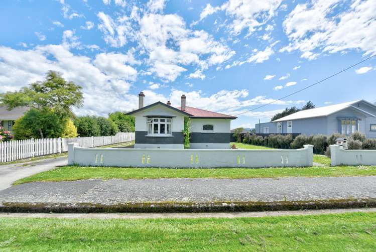 207 Main Street Mataura_16