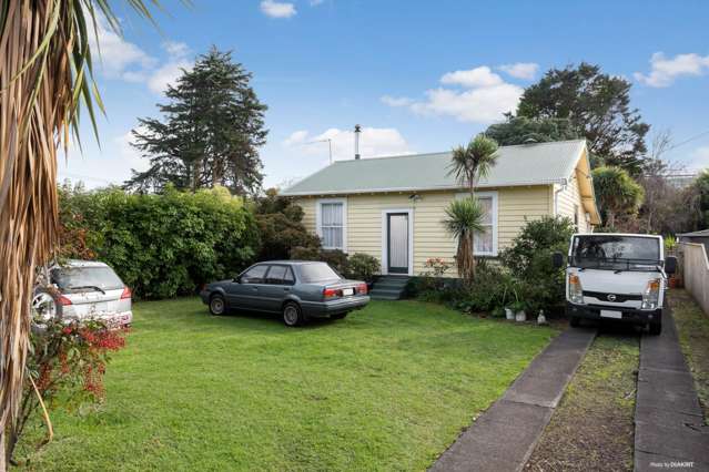 2 Bedroom Family Home in Central Mt Wellington