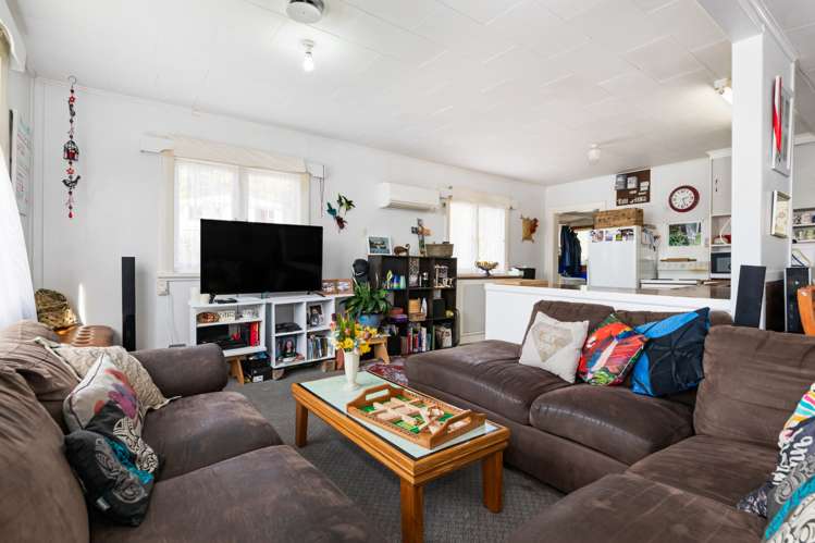 62 Hampden Street Picton_6