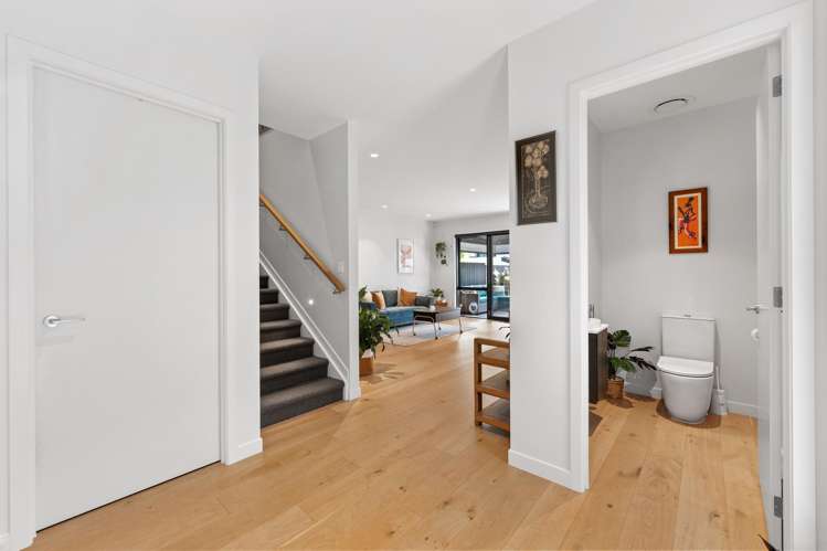 3 Sierra Pine Road Hobsonville_11