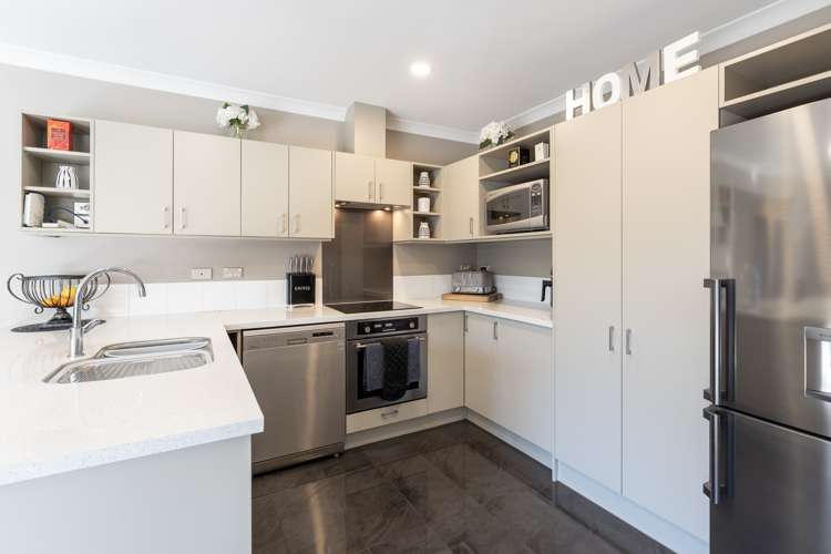 64 Puhara Avenue Parklands_5