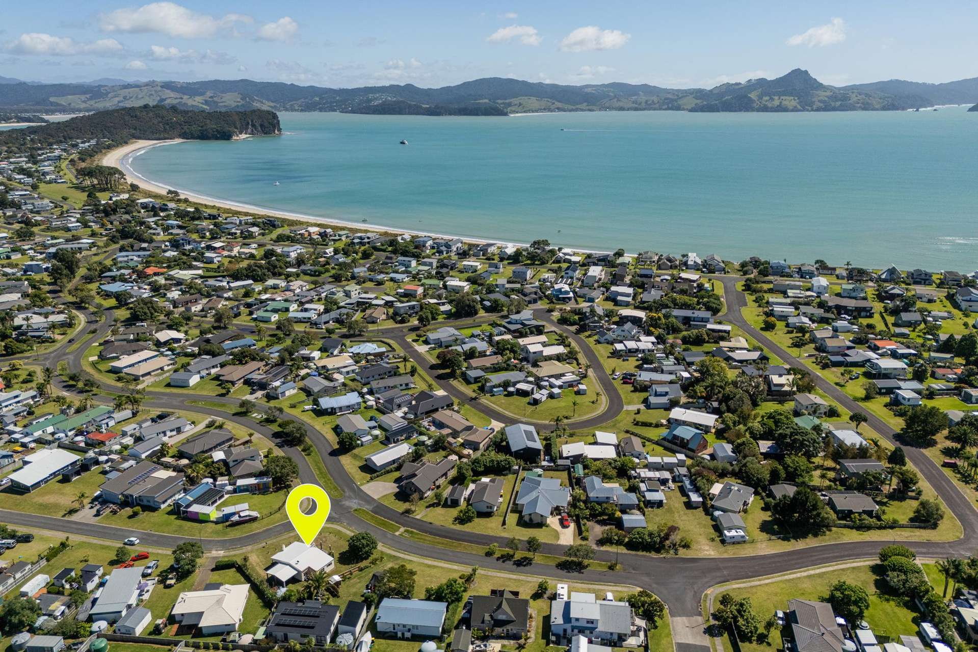 1 Hawk Hill Crescent Cooks Beach_0