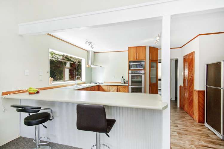 23f Kennedy Grove Stokes Valley_8