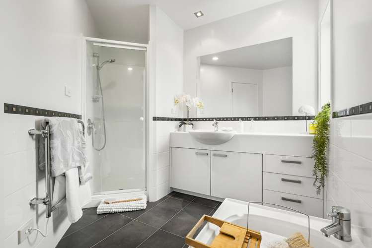 63 Fitzwilliam Drive Torbay_24