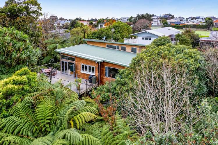 12 Leatham Avenue Strandon_27