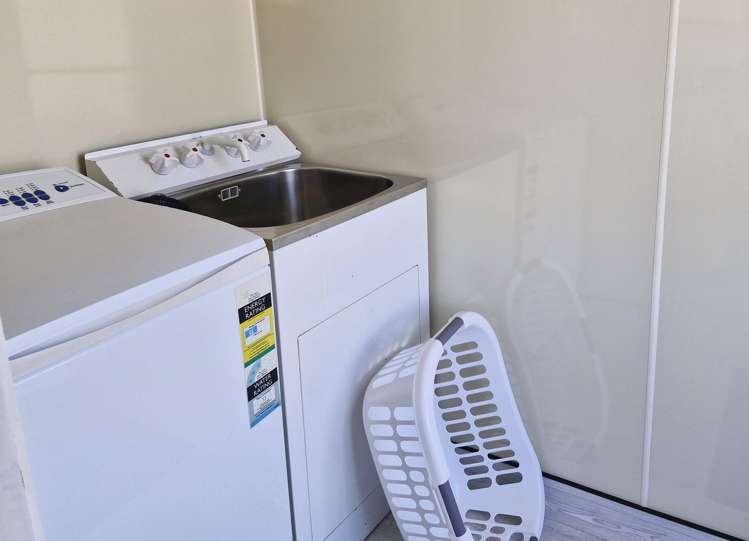 4/64 Tasman Street Greymouth_13