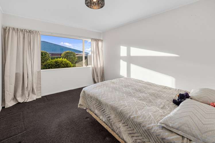 27 Elmbridge Place Owhata_11