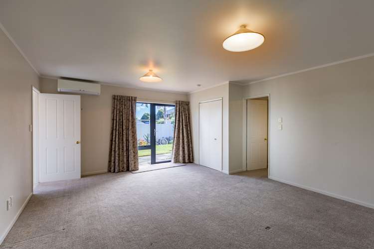 1 Yateley Place Richmond_14