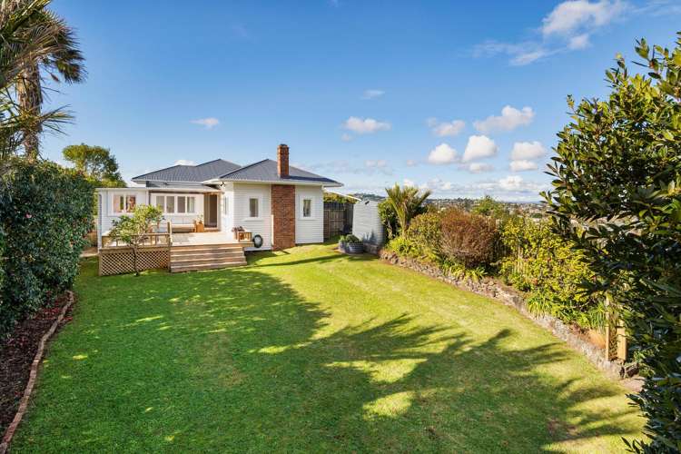 15 Ruarangi Road Mount Albert_17