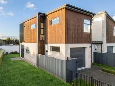 1/102 Swayne Road_1